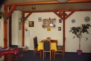 Pension Check In Hotel Guestrow Exterior photo