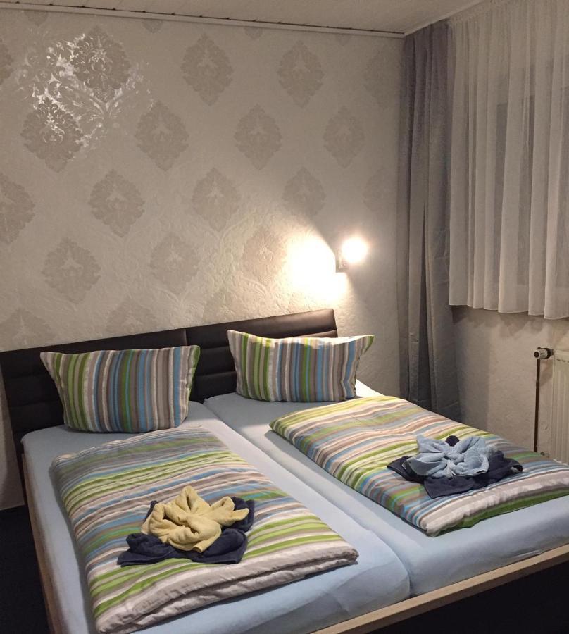 Pension Check In Hotel Guestrow Exterior photo